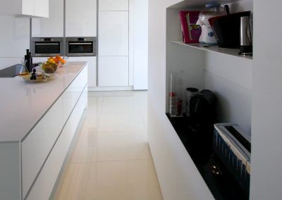 Siesta Design, kitchen design by Siesta Homes